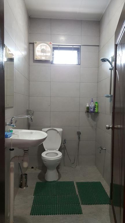 Ellis Lot 310 Villa Kuching Exterior foto